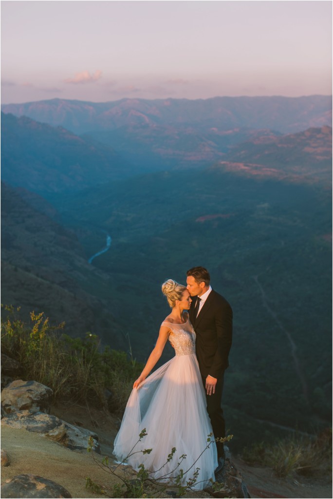 kauai elopement wedding photographer kokee canyon