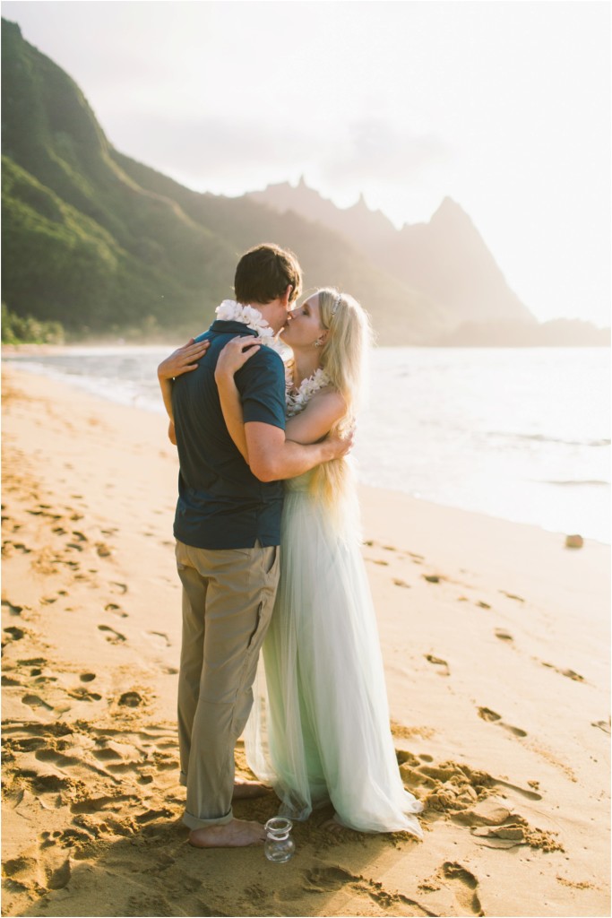 kauai napali kalalau adventure elopement couple at tunnels beach