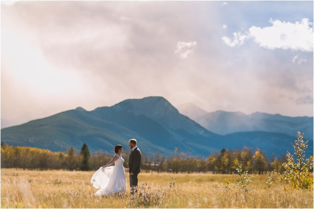 bride and groom at kananaskis delta lodge fall wedding