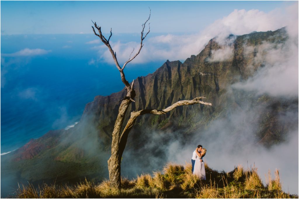 kauai adventure elopement wedding on the na pali coast 