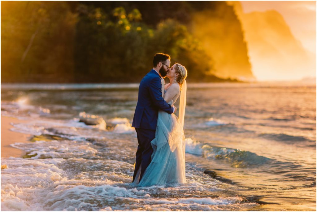 bride and groom at ke'e beach kauai wedding elopement hawaii north shore