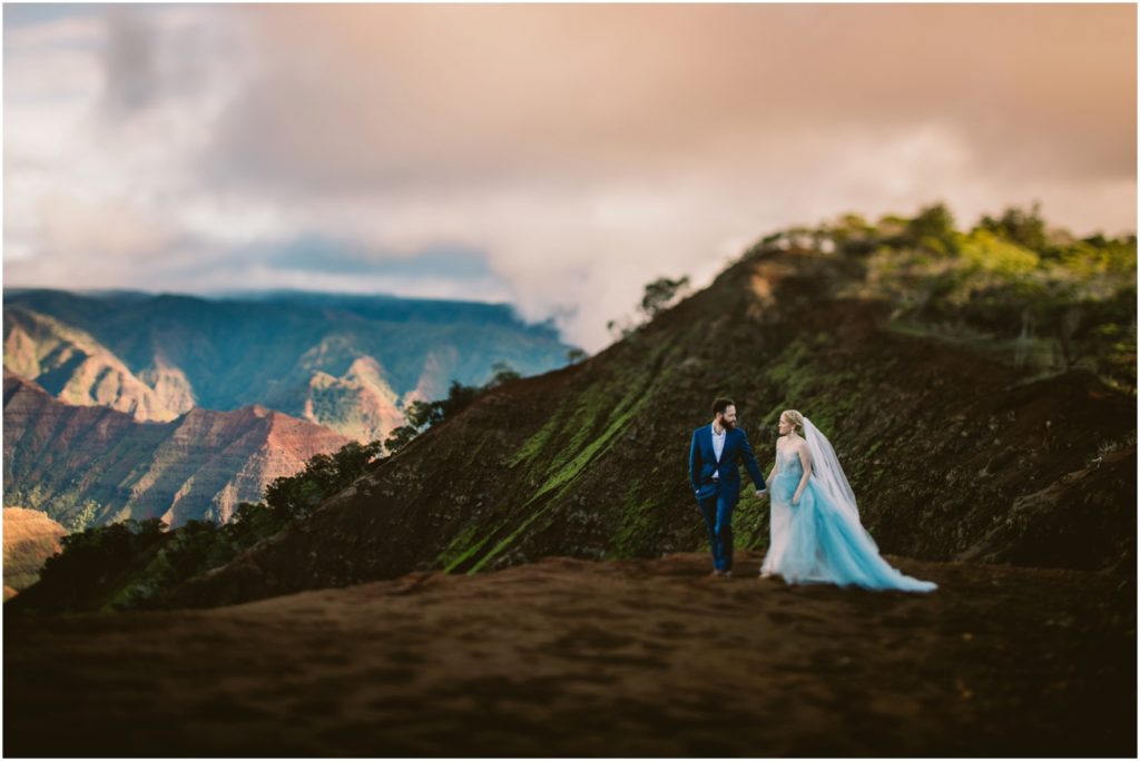 bride and groom in koke'e canyon state park day after session elopement